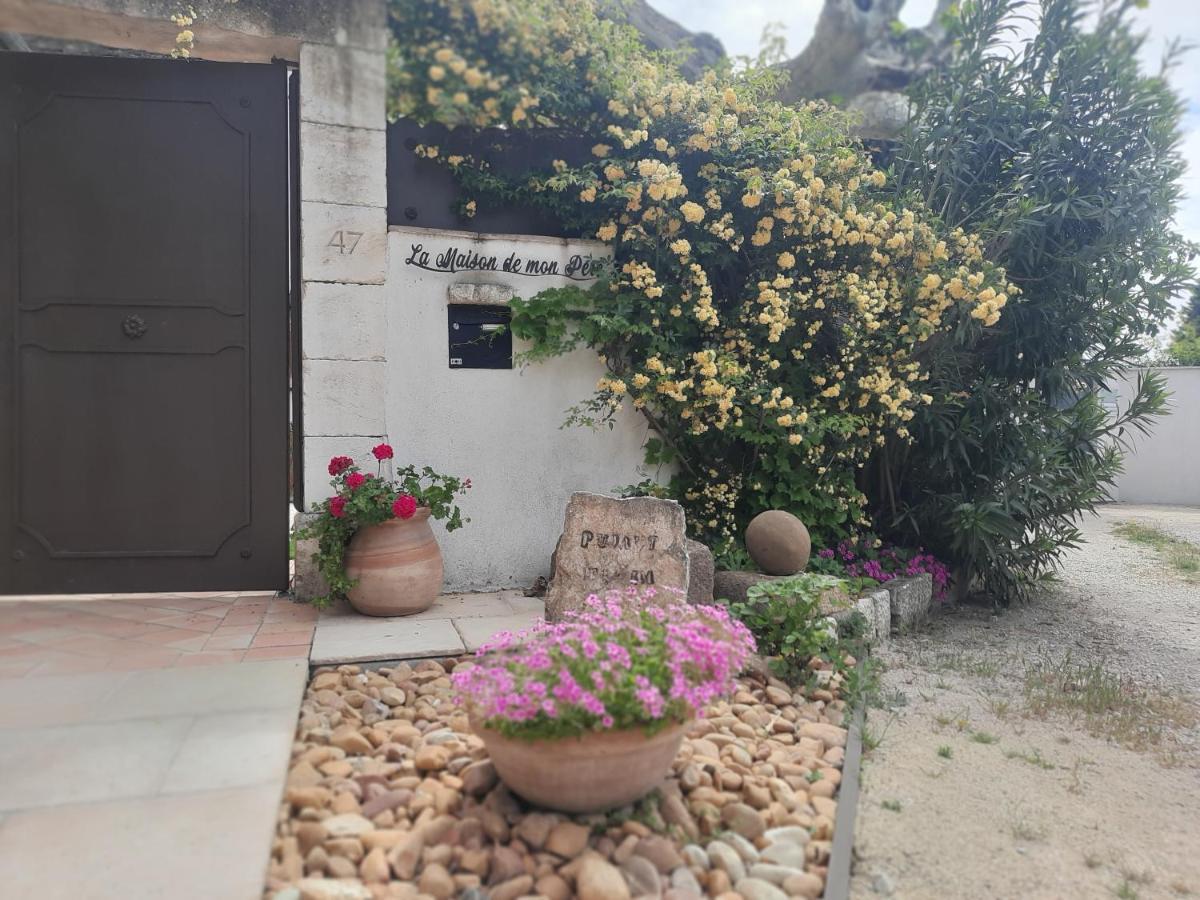 Mas" La Maison De Mon Pere " Proche Avignon A Pujaut 외부 사진